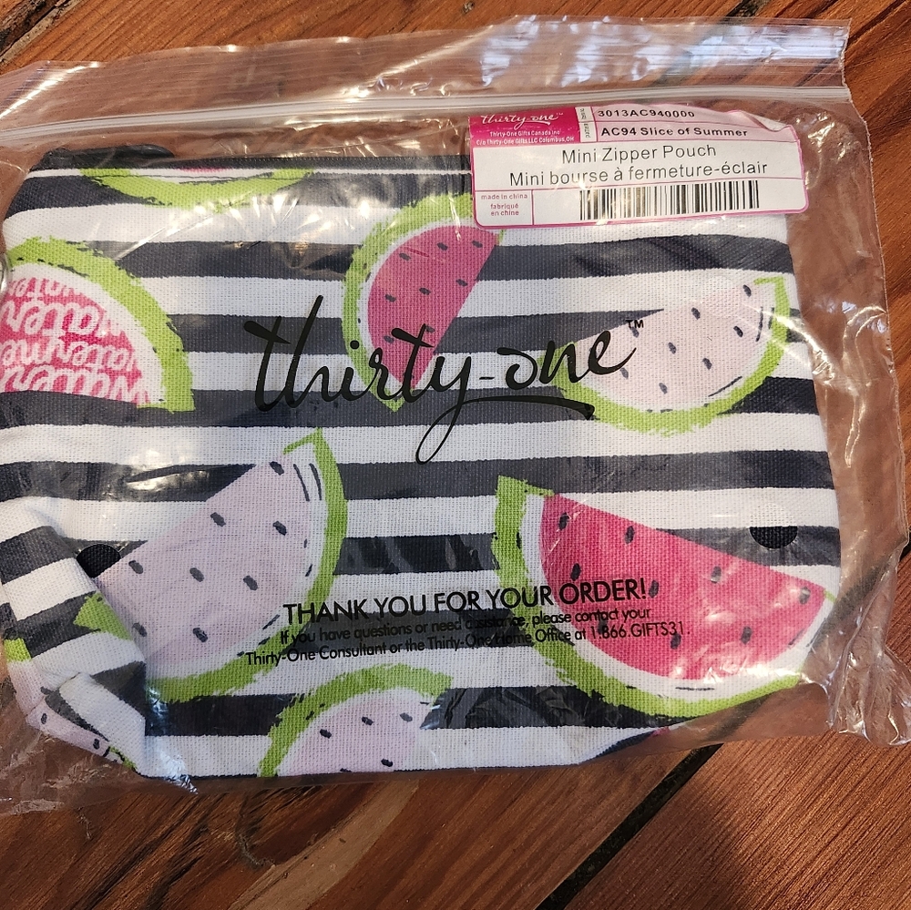 Thirty-one mini zipper pouch